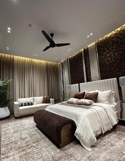 Arizona Executive Residences - 1