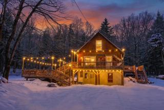 Dream Stratton Forest Cabin with Hot Tub and Fast WiFi - Stratton - 0