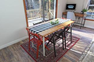 Dream Stratton Forest Cabin with Hot Tub and Fast WiFi - Stratton - 6