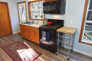 Dream Stratton Forest Cabin with Hot Tub and Fast WiFi - Stratton - 5