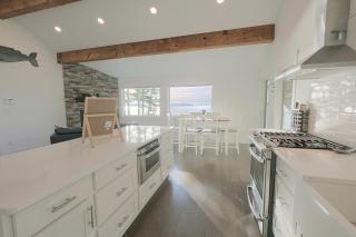 Waterfront Roque Bluffs Hideaway w/ Private Beach - 4
