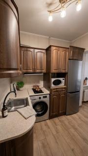 Shopokov City Apartment - 6
