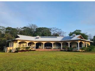 Farmhouse, Maya Mtn Foothills View, 5 mins Pineridge - 0