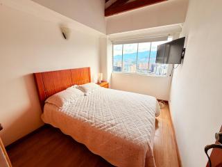 Apartment with a great rooftop in Medellín - 4
