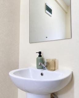 Sly and Stay Executive 1 & 2 Bedrooms Near Mega City - 1