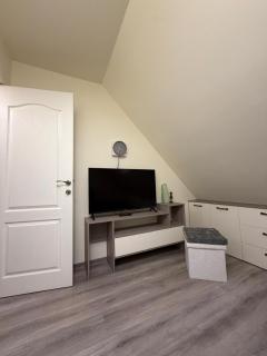 Cozy Attic 177 - 1