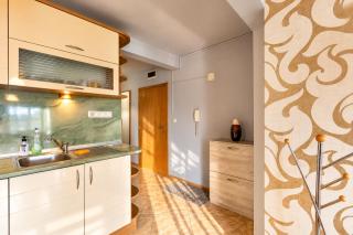 Nadia's Breeze - Spacious 1BR Apartment near the Beach - 5