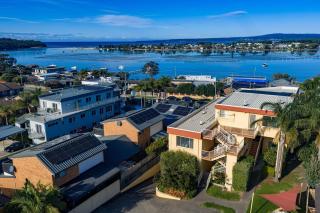 Baywatch Apartments - 6