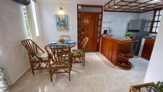 Apartamento con piscina y tobogán cerca a la playa - 1