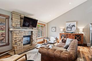 6BR Mountain Retreat, Hot Tub, Game Room - Minutes to Park City,Deer Valley - 9