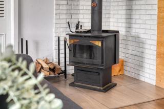 Cozy Chalet - 2