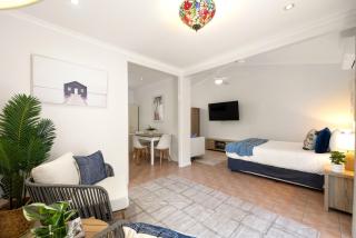 The Little Blue Shack - Quaint Granny Flat - 8
