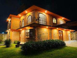 El Rincón de las Peñas, casa, alberca y cabaña - 0