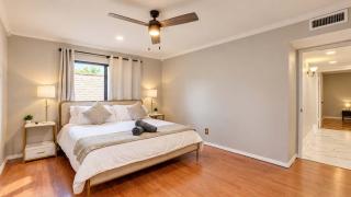 Spectacular 4BR 2,5BA Holiday Home with Pool and Grill - 7