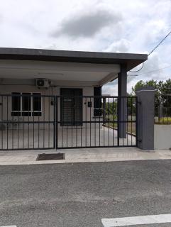 Homestay Cikgu Suryati, Taman Temerloh Jaya - 0