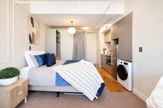 Cityview Studio with Kitchen in Wellington CBD - 3