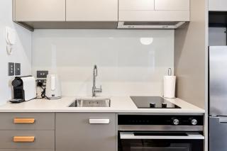 Cityview Studio with Kitchen in Wellington CBD - 1