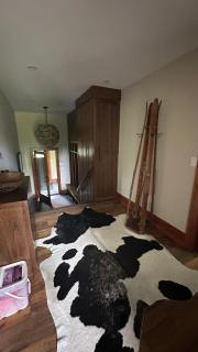 Luxury Gateway Cottage - 1
