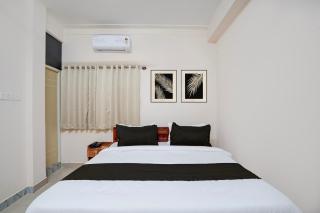 Hotel O Fabulous A/c deluxe rooms - 4