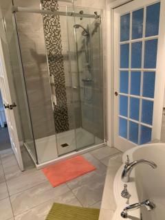 condo, 3 bedrooms, 2 parking spaces - 2