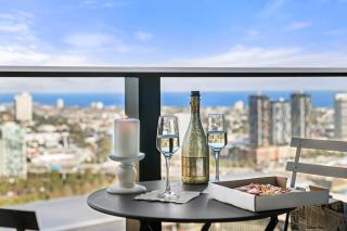 Wellness Getaway for 2 in MQ building on Flinders - 0
