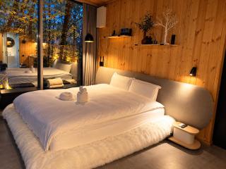 Stay Mirror House -  - 8