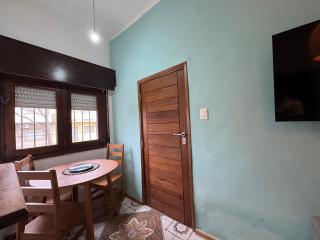 Apartamento entero para 4 Personas 2 Dormitorios Cerca del Estadio Centenario - 8