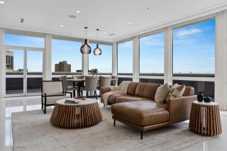 New York Style Penthouse Overlooking Government House & Adelaide Oval - 2BR 2BA - 9