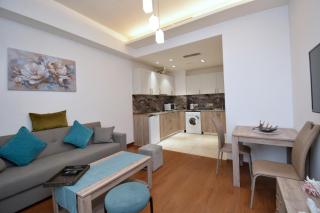 Blue Ararat Apartments - 8