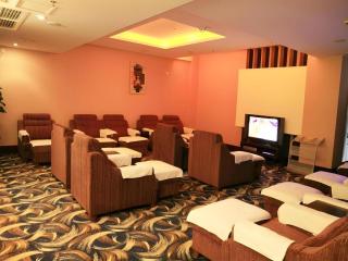 Cheerful Hotel - 8