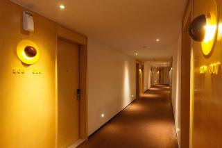 IU Hotel Zhengzhou Erqi Wanda Plaza Daxue Road Branch - 7