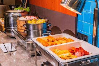 Home Inn Neo Leshan Central Food Street - 3