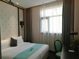Xana Hotelle·Tianshui Shangyi Plaza - 1