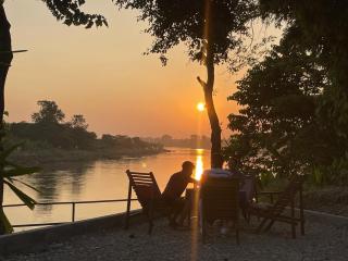 Chitwan Riverside Resort - 9
