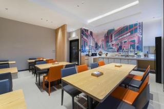 City Comfort Inn Yangjiang Yangxi Renmin Road Triumph Plaza - Yangxi - 9