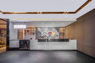 Borrman Hotel Zhonghsan Guzheng Huayi Plaza Light Rail Station - 9