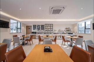 City Comfort Inn Zhanjiang International Trade Dingsheng Plaza - 4