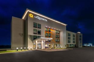 La Quinta Inn & Suites by Wyndham Jackson - 8