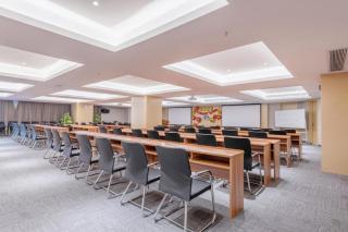 Lavande Hotel Dongguan Shijie Jiarong Shopping Plaza Liuhua Metro Station - 1