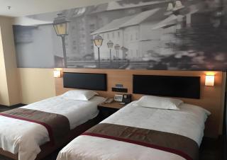 Thank Hotel Shandong Weifang North High-speed Railway Station - 9