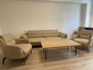 Central Yerevan Stay Near Parks & Republic Square - 0