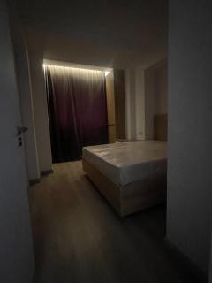 Central Yerevan Stay Near Parks & Republic Square - 7