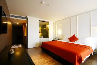 Page 10 Hotel - 5