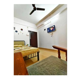Ronin Stays - Private 1BHK w kitchen and parking - 9