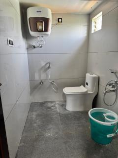 Sharada Rooms AC & Non AC - 3