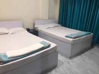 Hotel Crown Kakarvitta - 3
