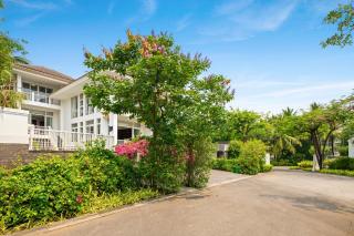 Premier Village by Tropic Mordene - Near My Khe Beach - 1