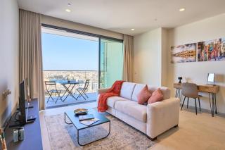 14th Floor Seaview Luxury Apartment in St Julian's - 9