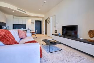 14th Floor Seaview Luxury Apartment in St Julian's - 4