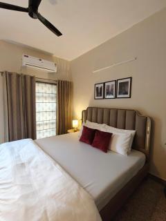 Pvt 2 BR cozy Homestay Ph 7 Mohali near Fortis - 0